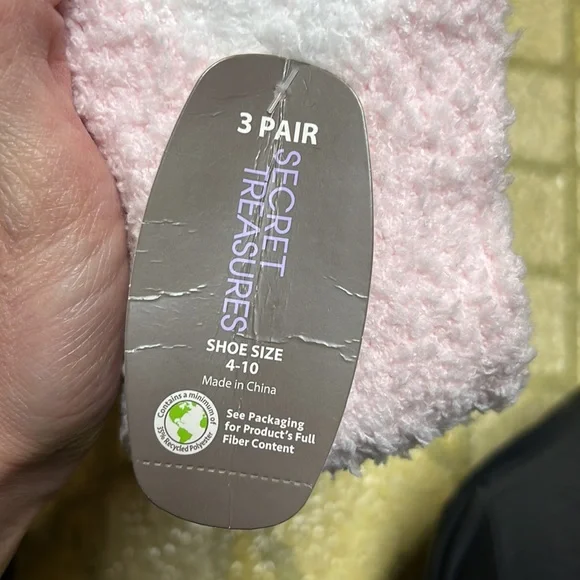 New three pack, secret, treasures, cozy, crew socks - Picture 3 of 10